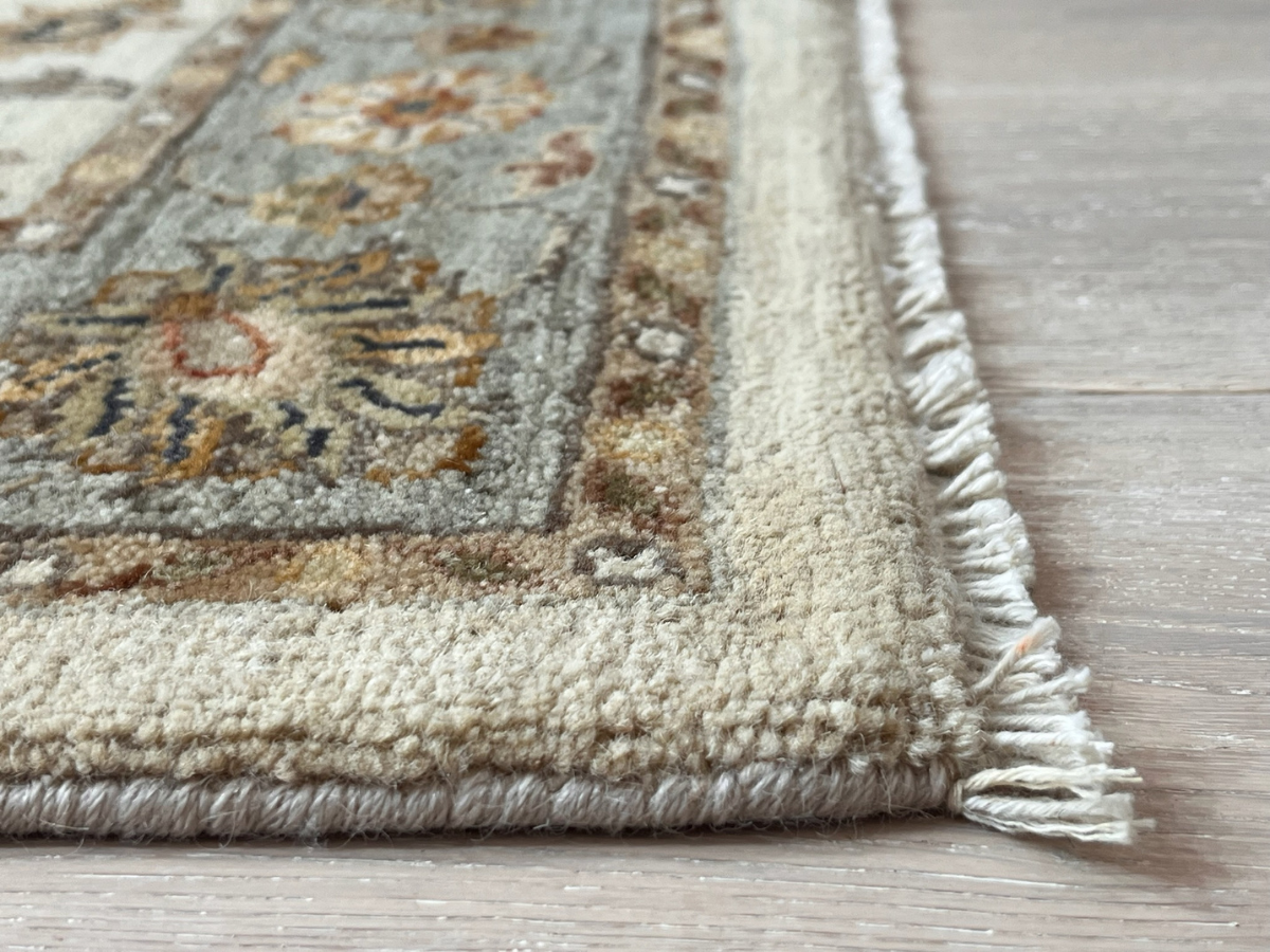 Classic Agra Runner