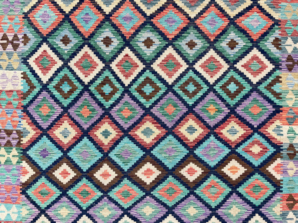 Kundoz Kilim Rug