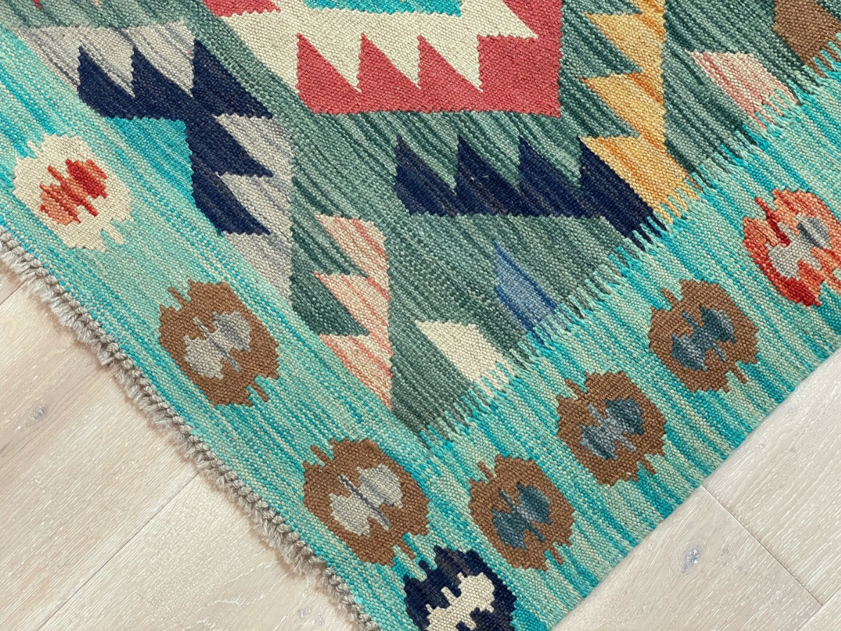 Kundoz Kilim Rug