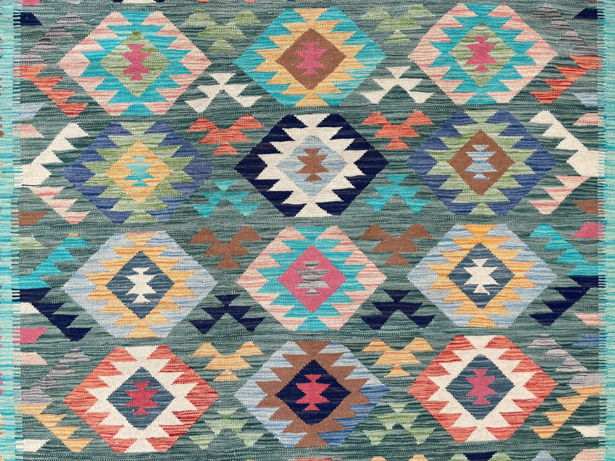 Kundoz Kilim Rug