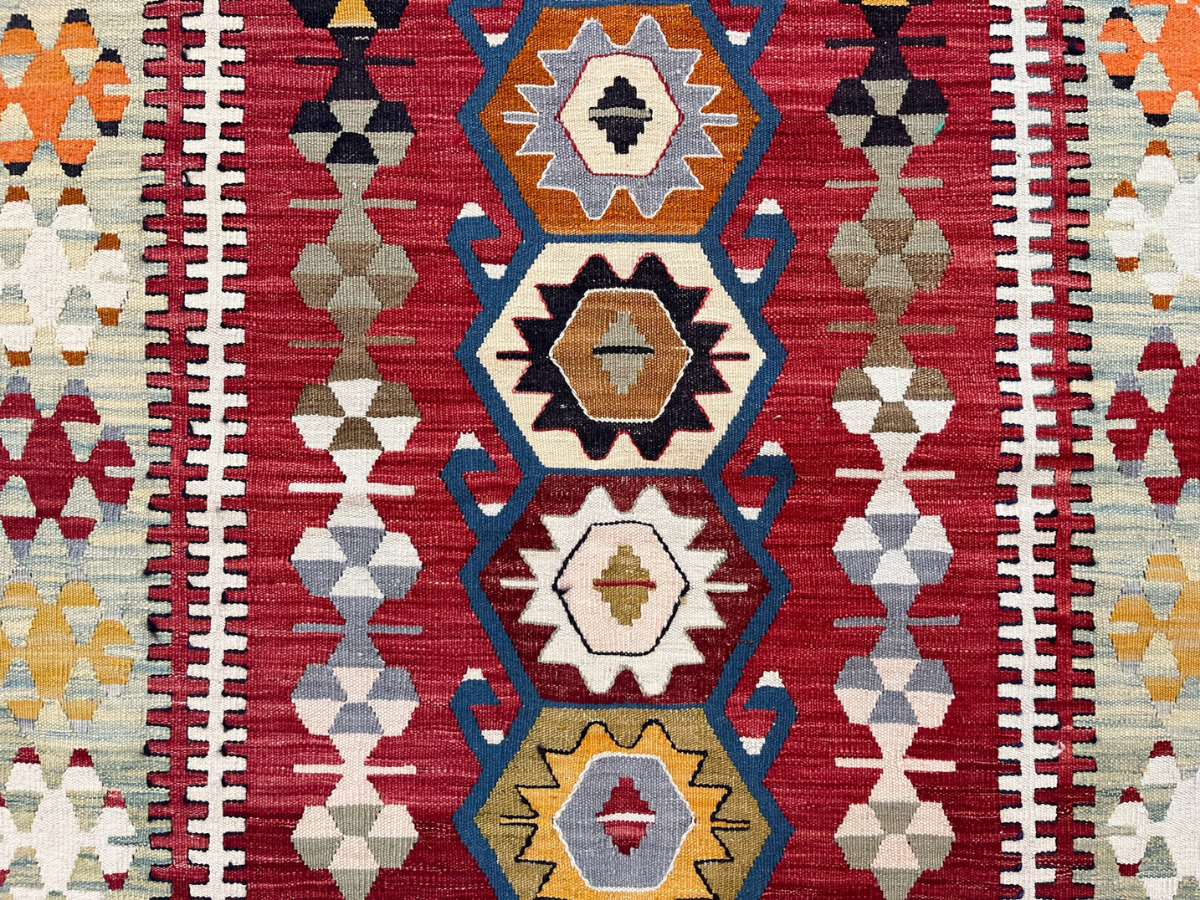 Vintage Yarn Kilim Rug
