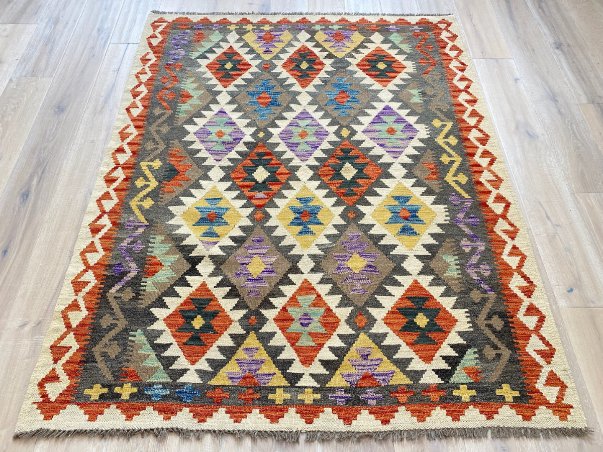 Kundoz Kilim Rug