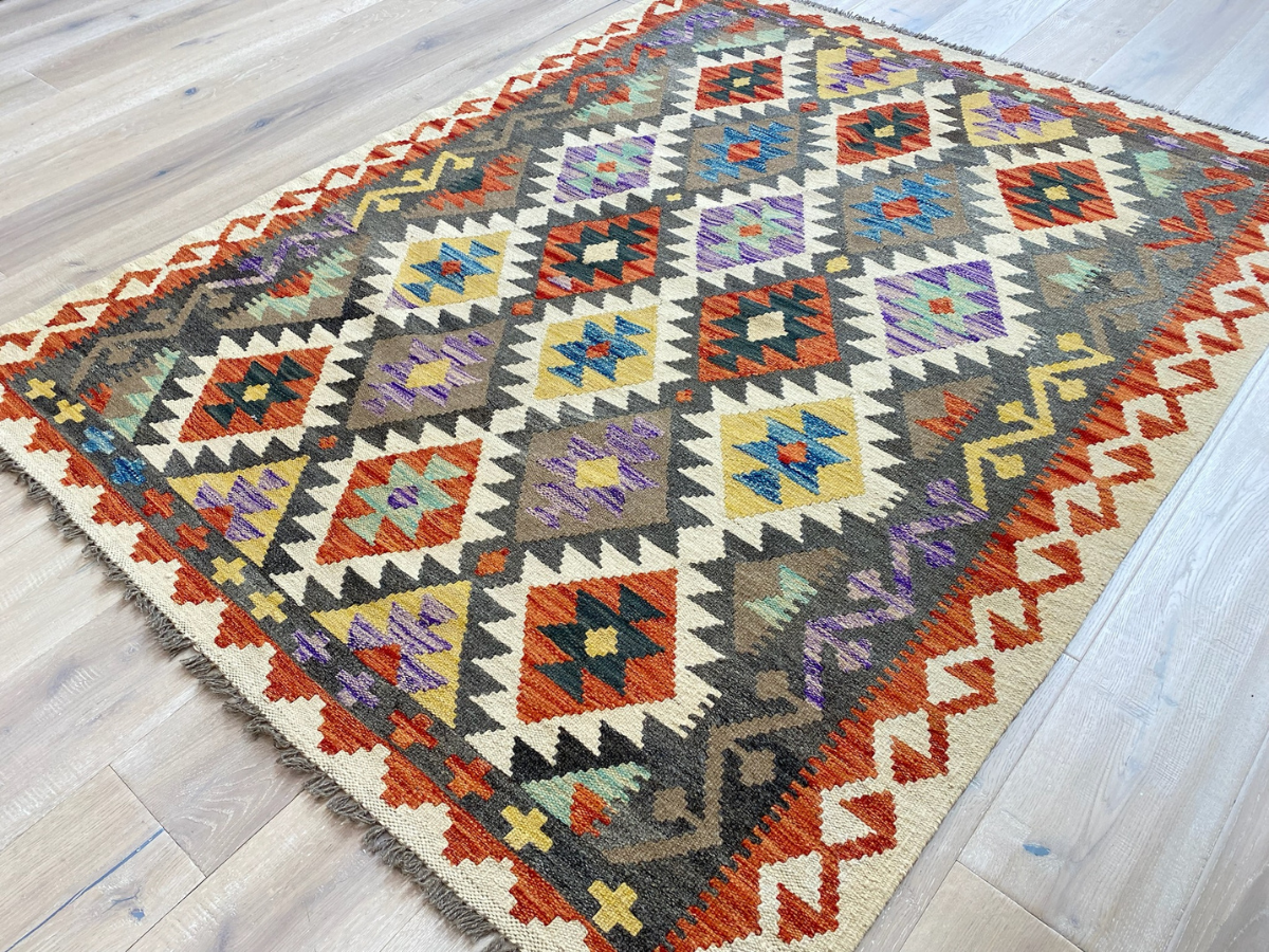 Kundoz Kilim Rug