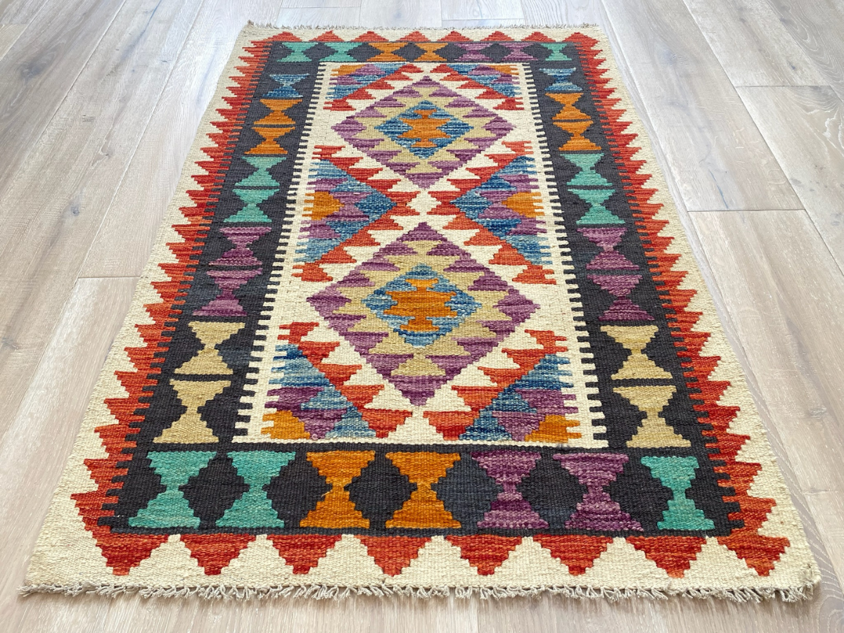 Kundoz Kilim Rug