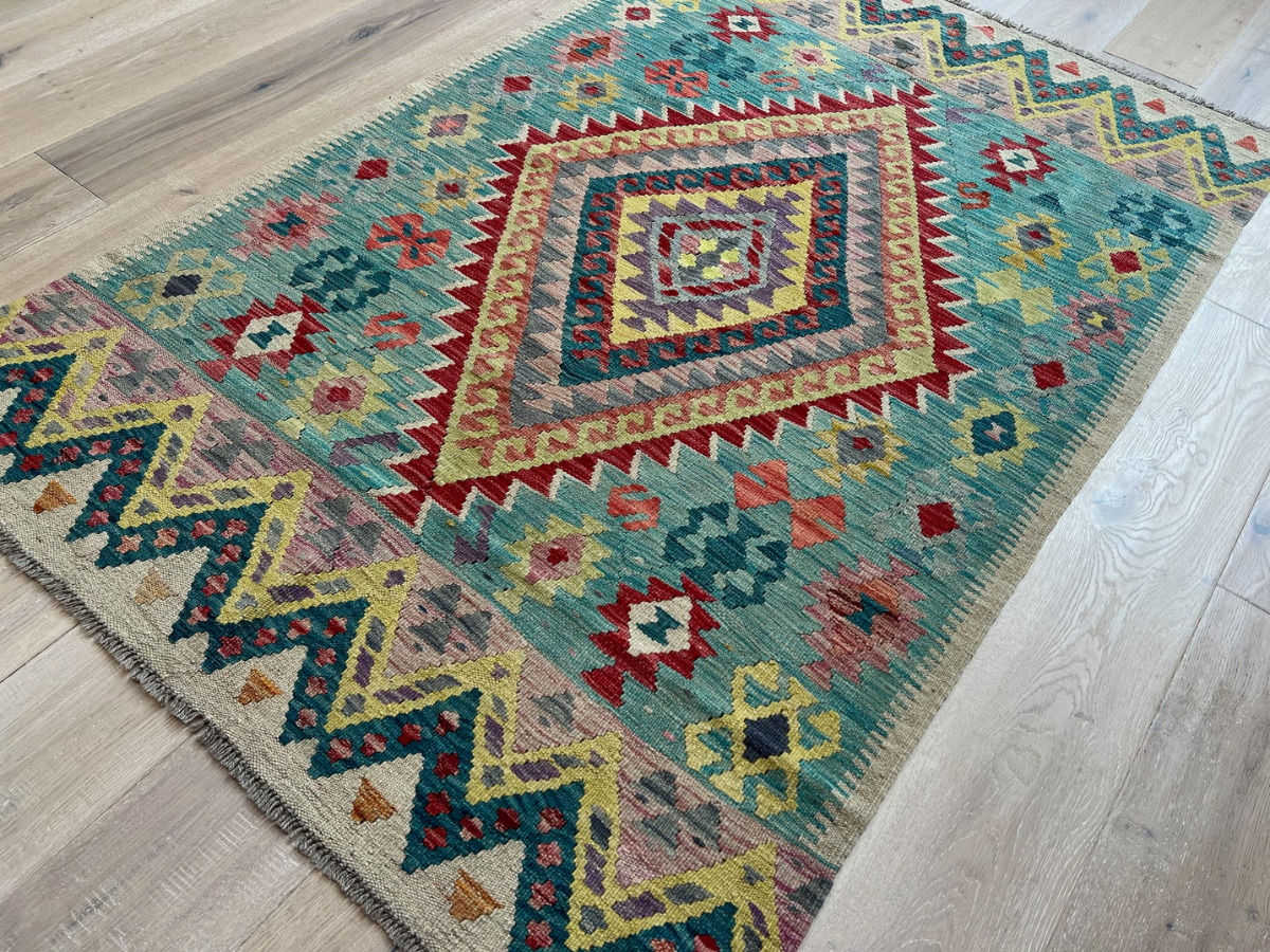 Kundoz Kilim Rug