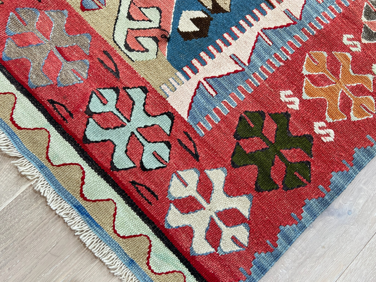 Vintage Yarn Kilim Rug