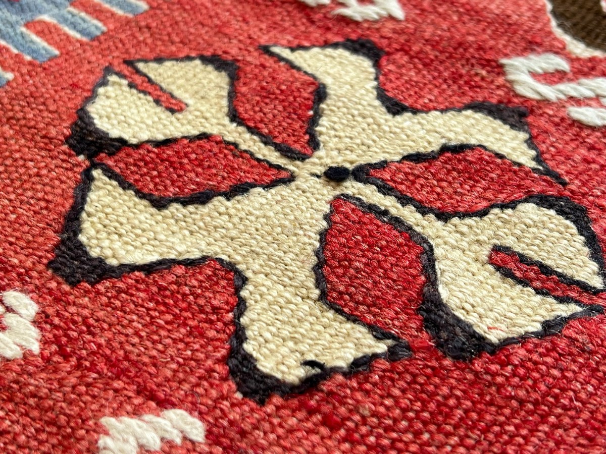 Vintage Yarn Kilim Rug