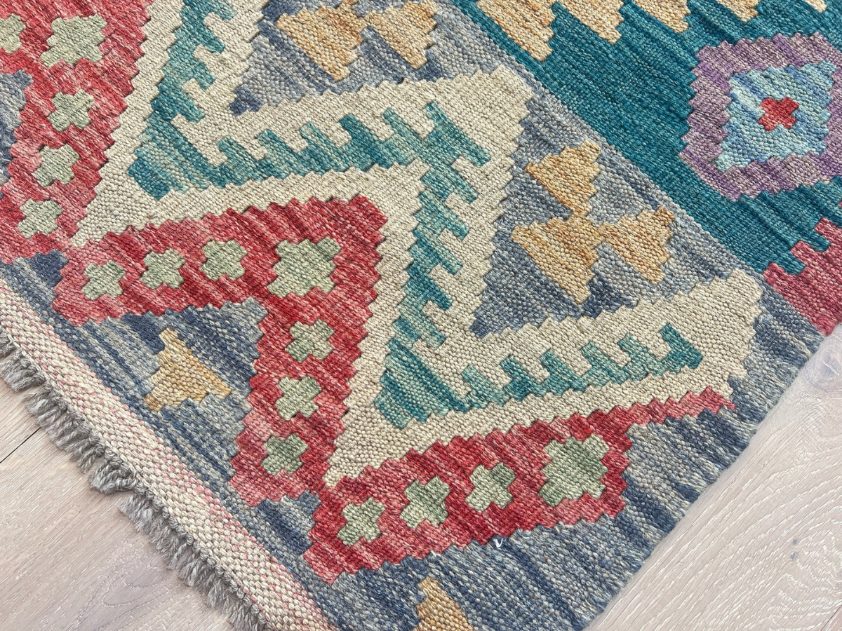 Kundoz Kilim Rug