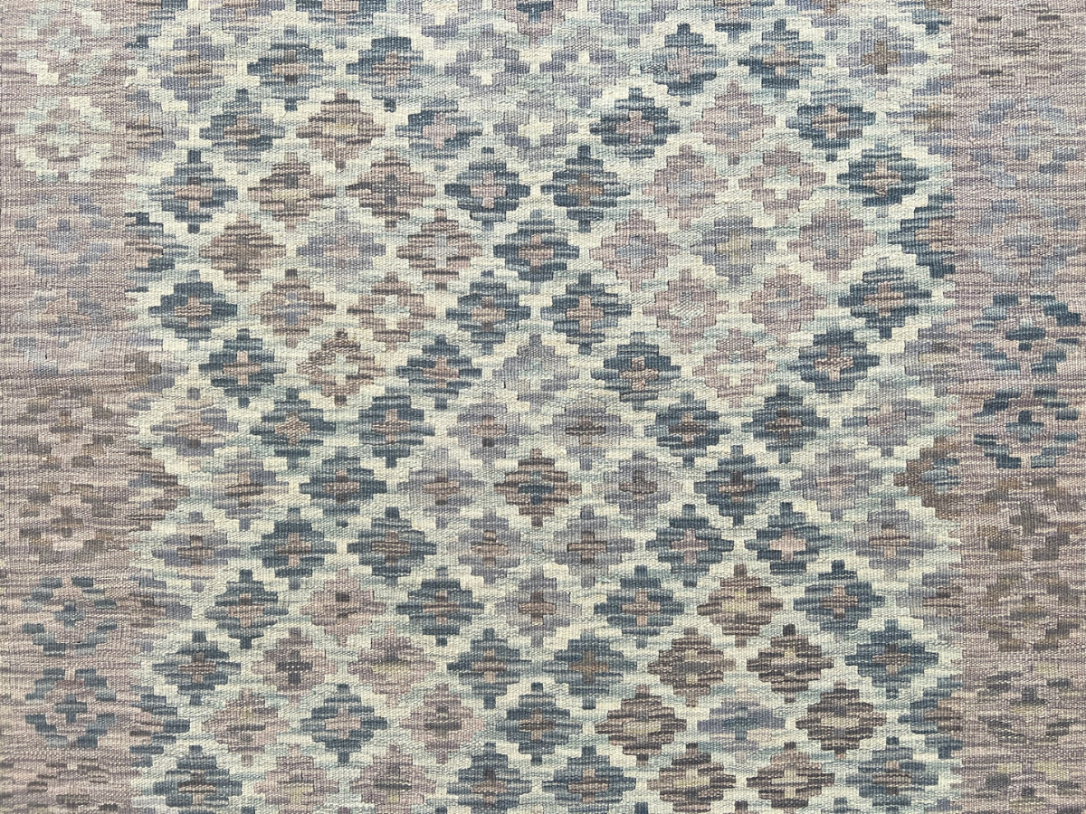 Kundoz Kilim Rug