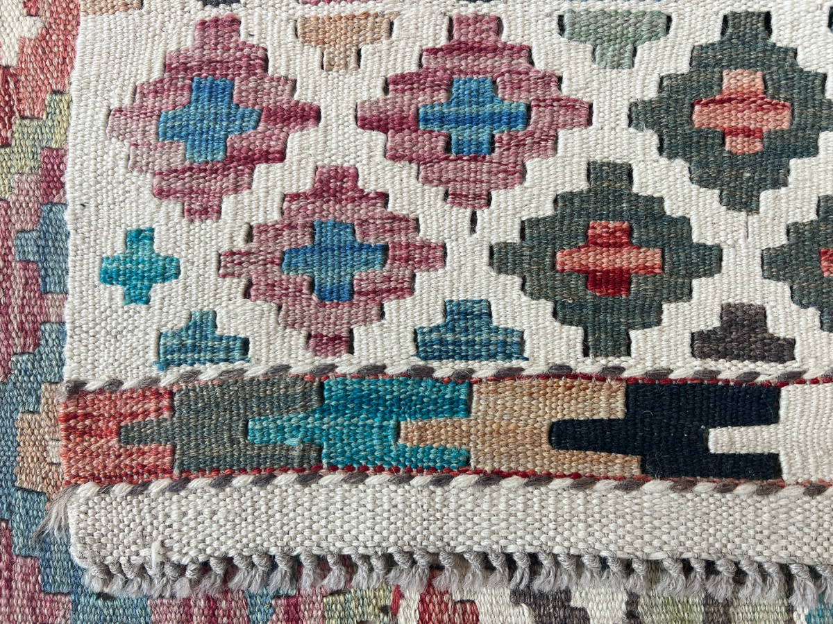 Kundoz Kilim Rug