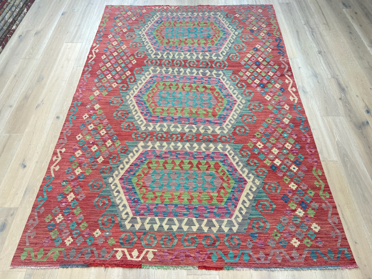 Kundoz Kilim Rug