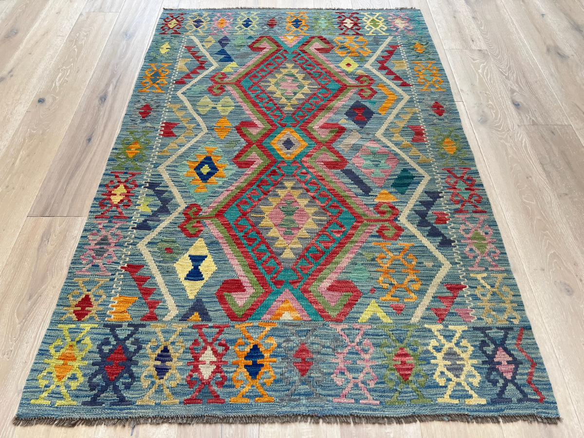 Kundoz Kilim Rug