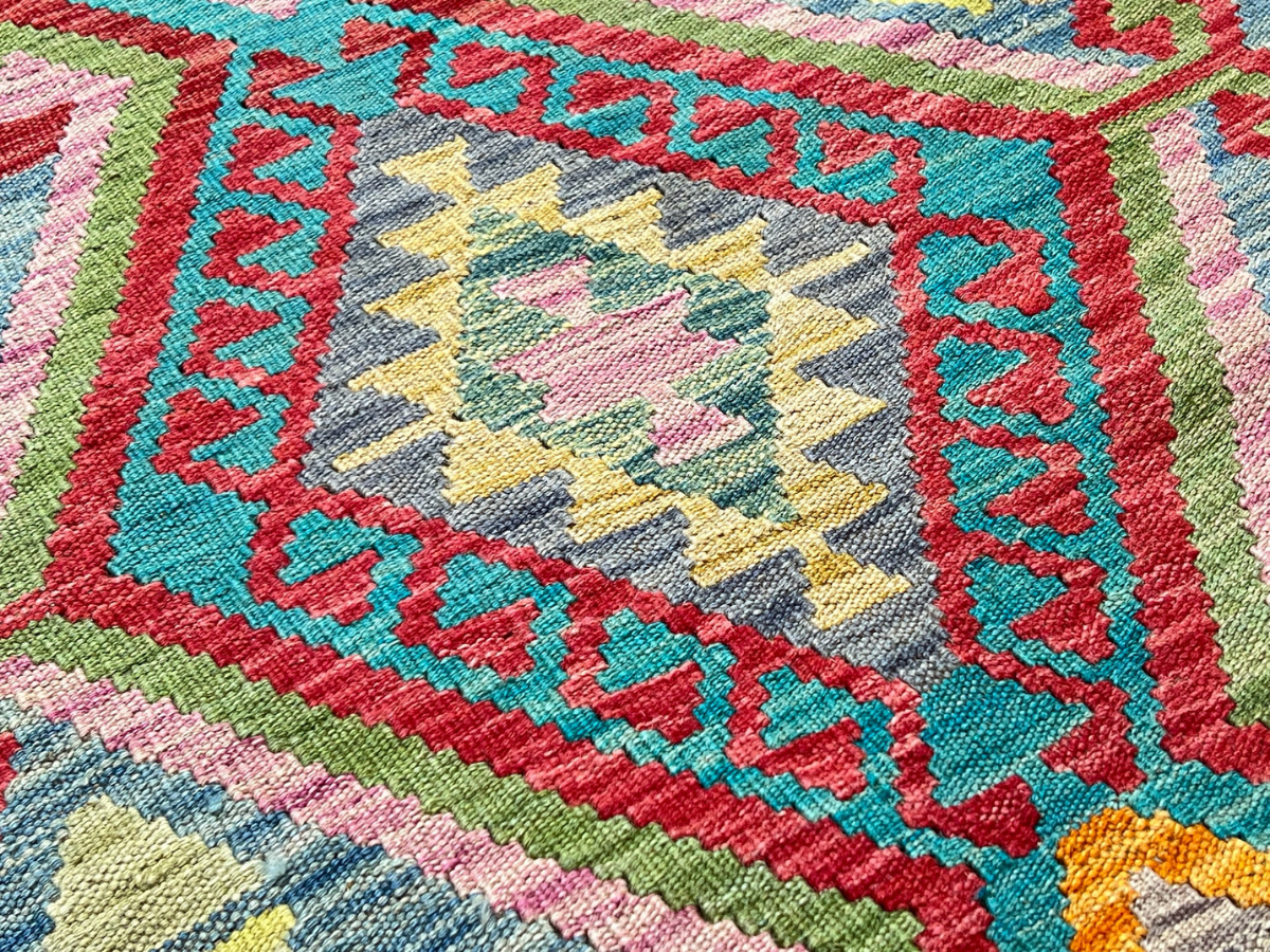Kundoz Kilim Rug