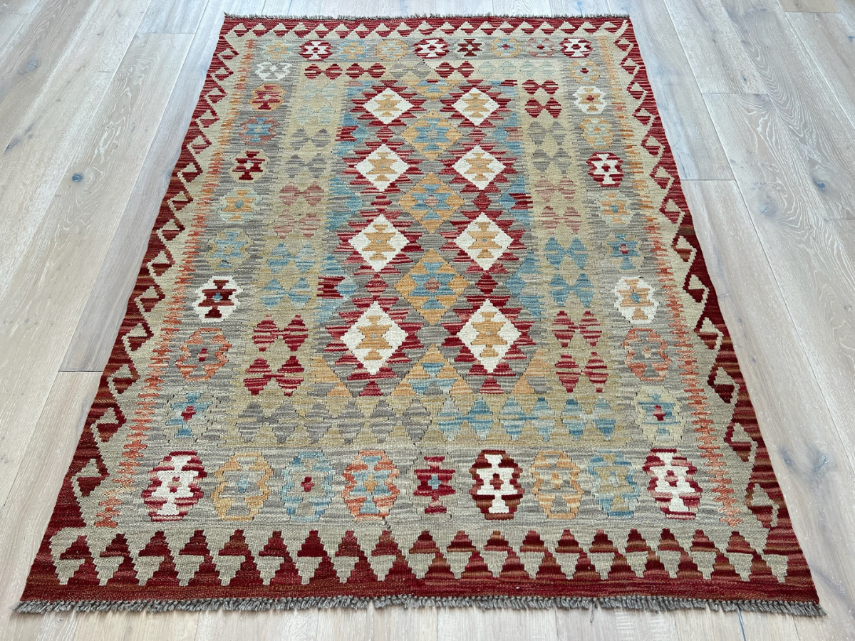Kundoz Kilim Rug