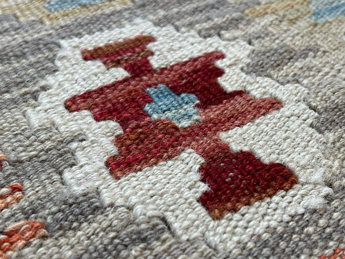 Kundoz Kilim Rug