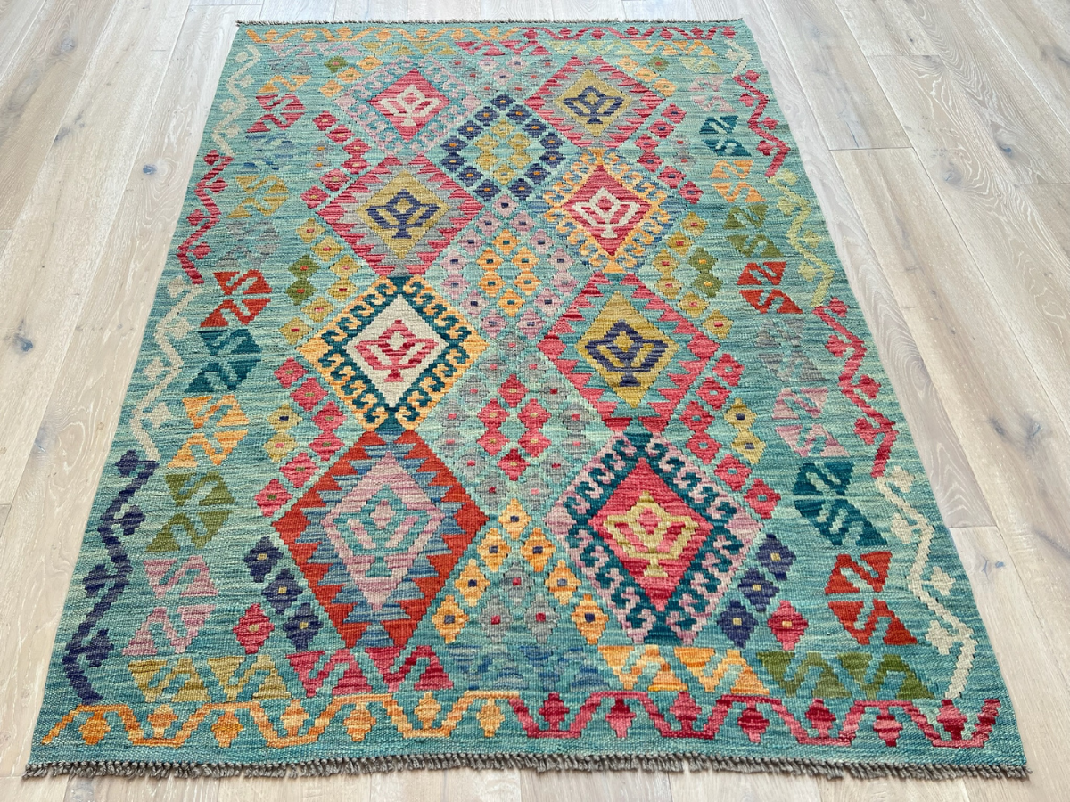 Kundoz Kilim Rug