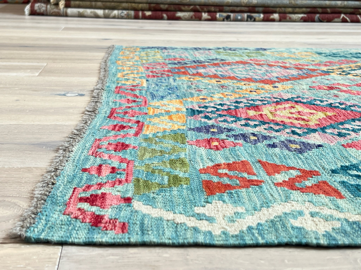 Kundoz Kilim Rug