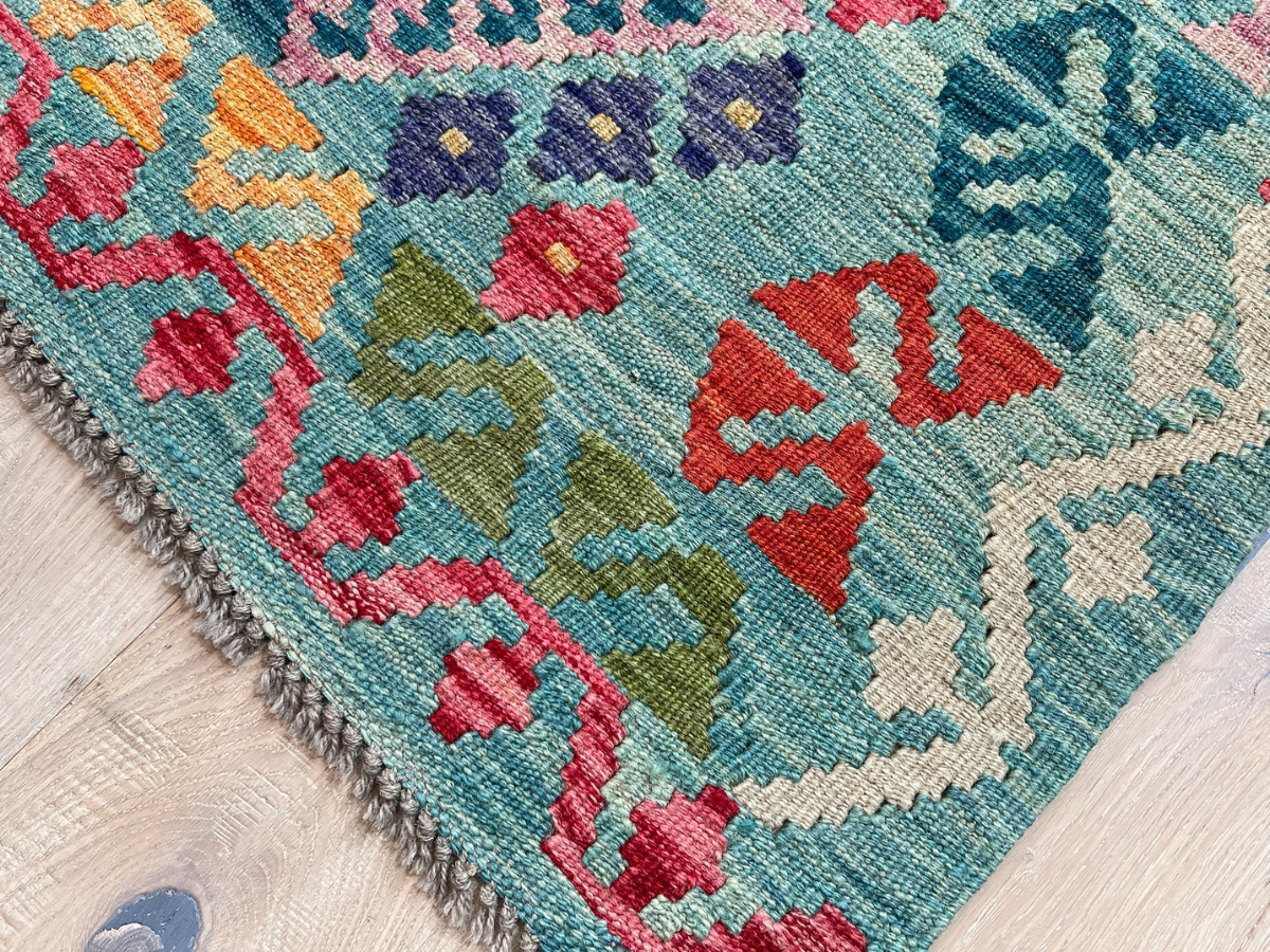 Kundoz Kilim Rug