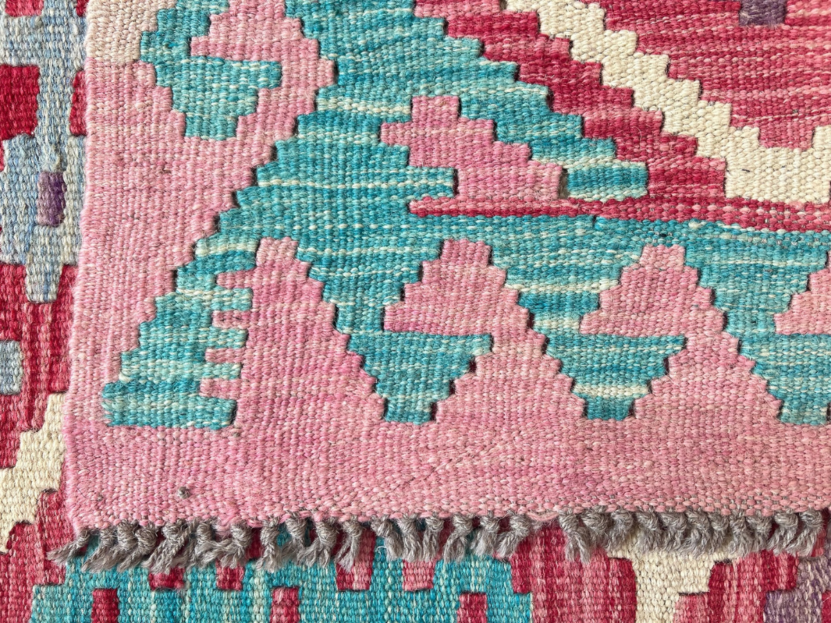Kundoz Kilim Rug