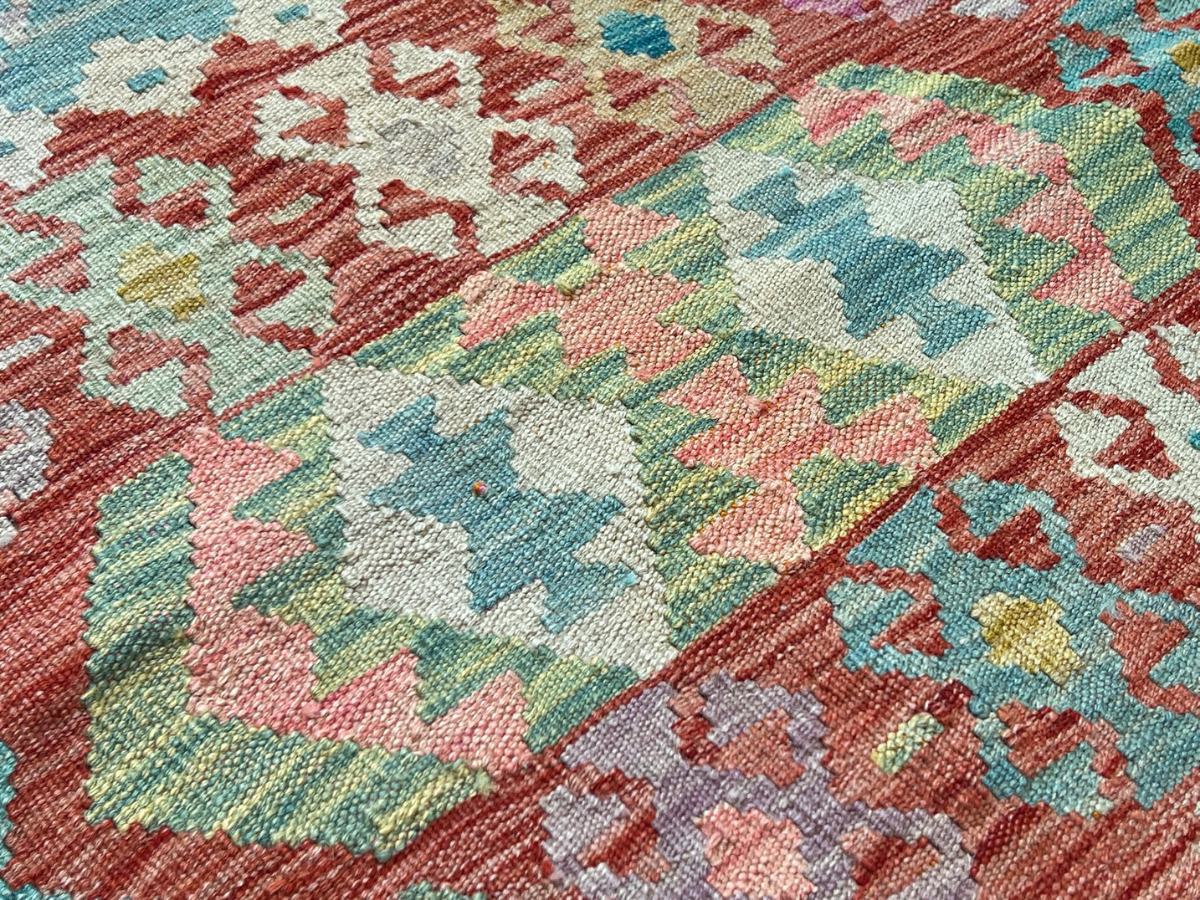 Kundoz Kilim Rug