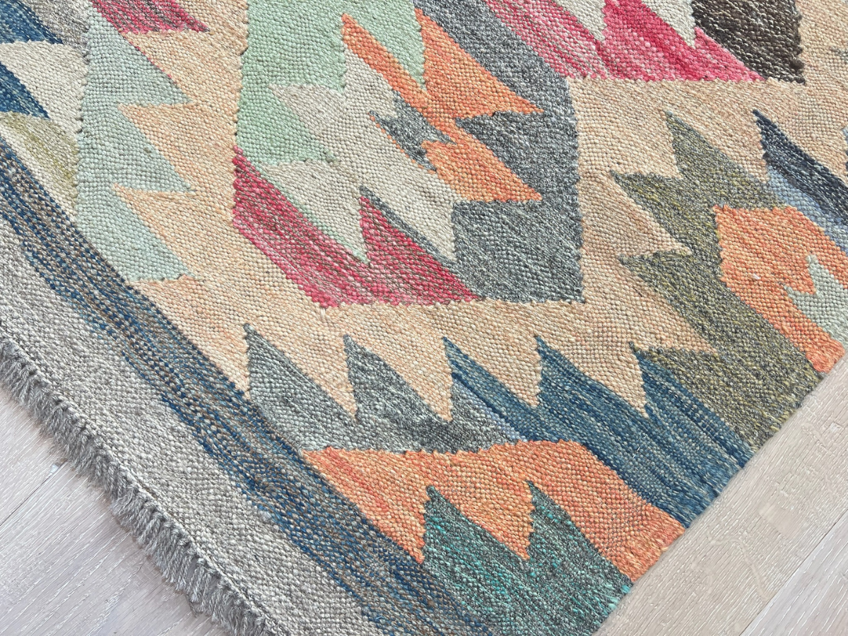 Kundoz Kilim Rug