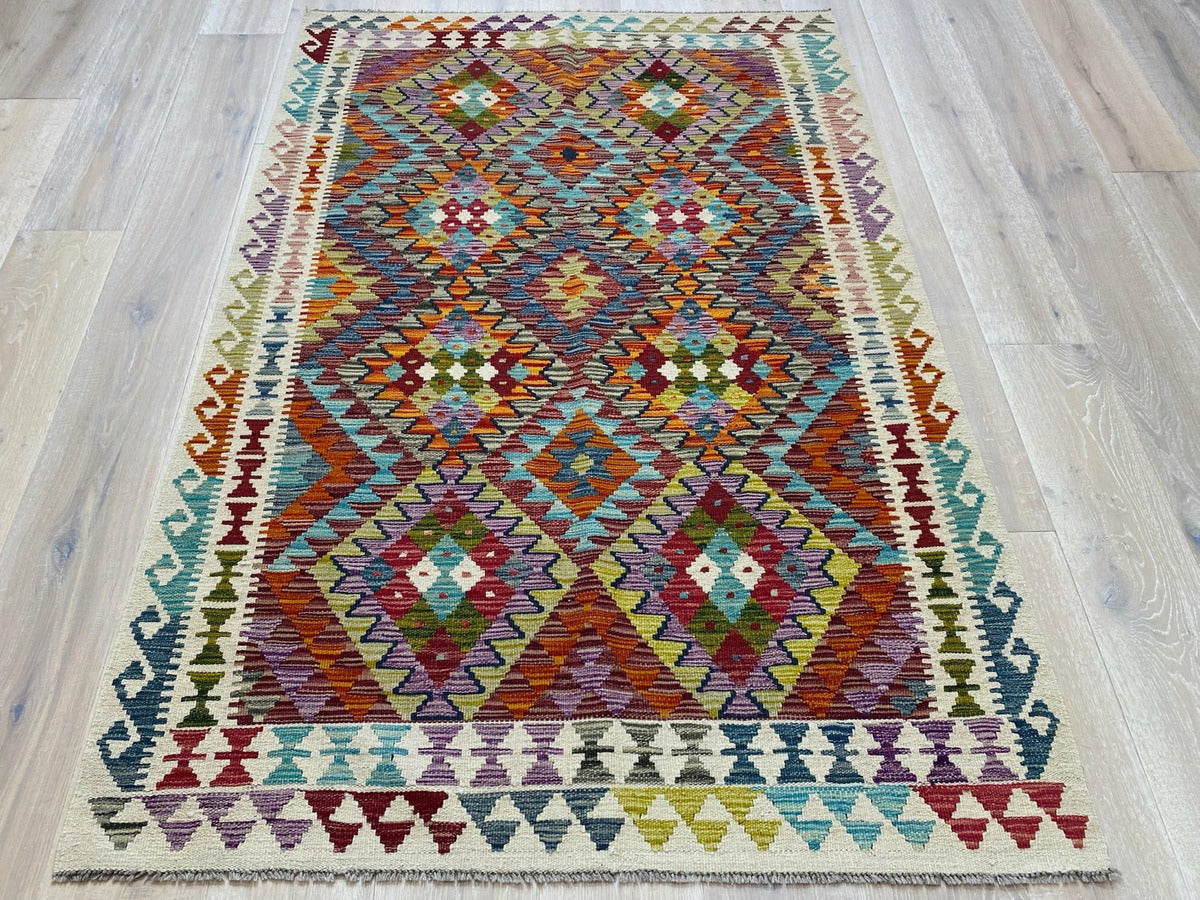 Kundoz Kilim Rug
