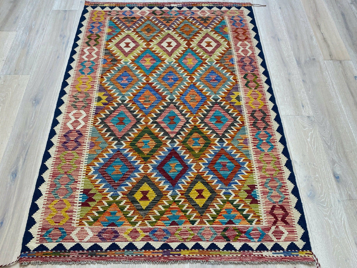 Kundoz Kilim Rug
