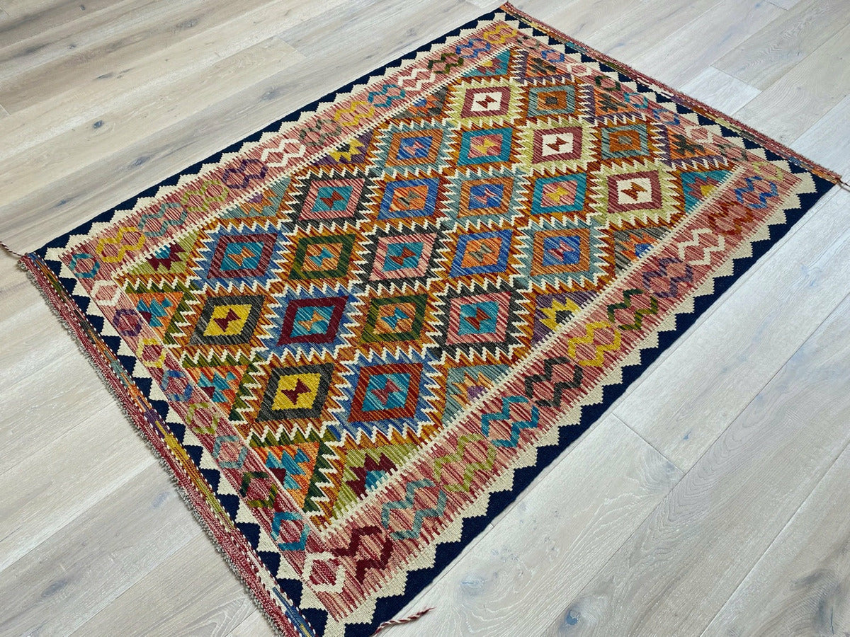Kundoz Kilim Rug