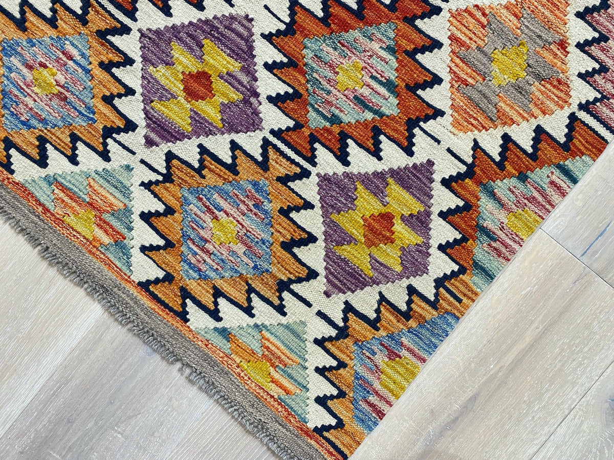 Kundoz Kilim Rug