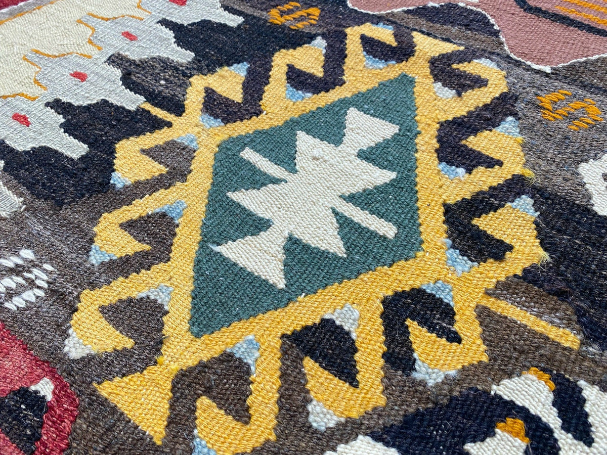 Vintage Yarn Kilim Rug