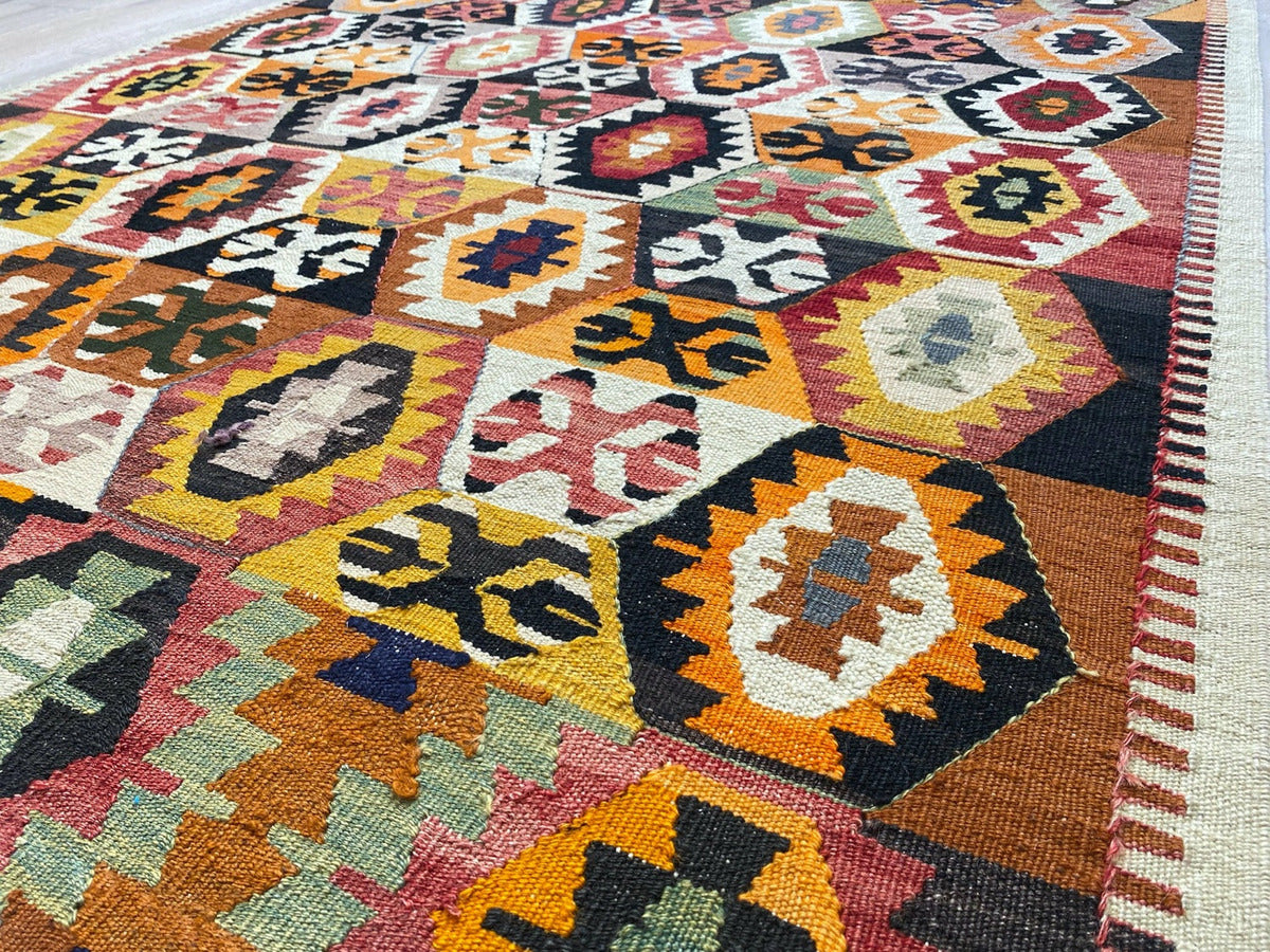 Vintage Yarn Kilim Rug