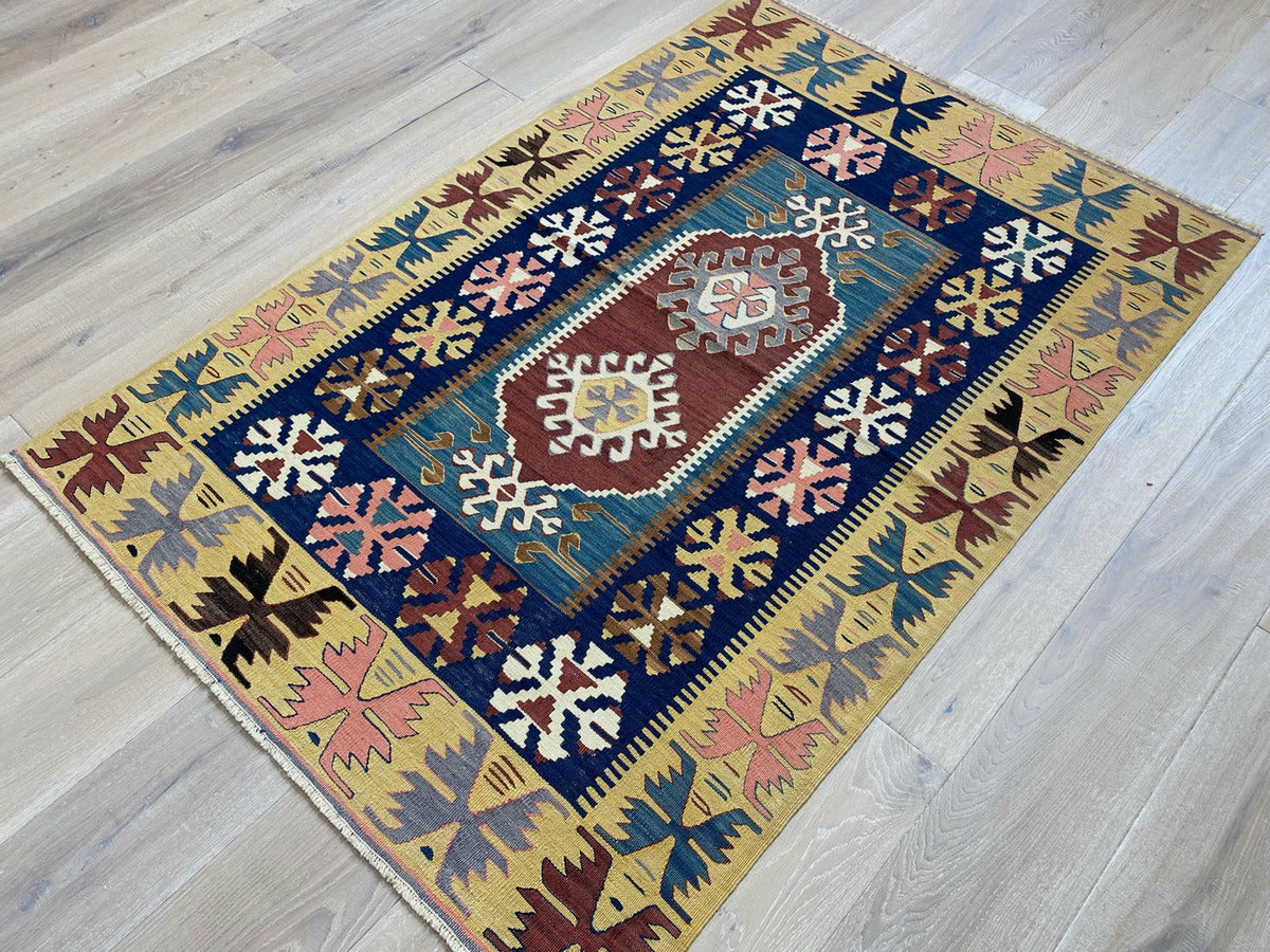 Vintage Yarn Kilim Rug