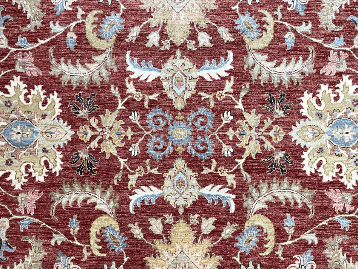 Large Classic Agra Rug