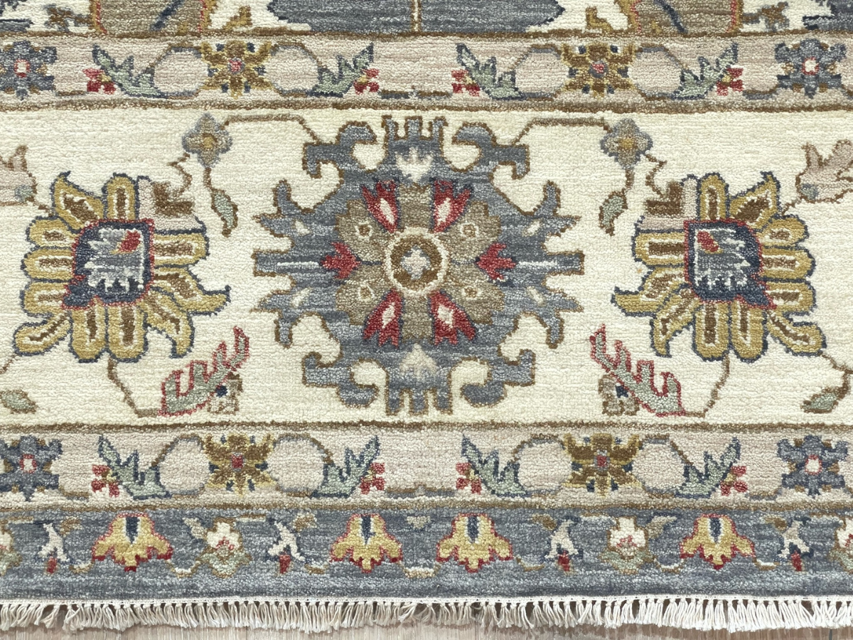 Classic Agra Rug