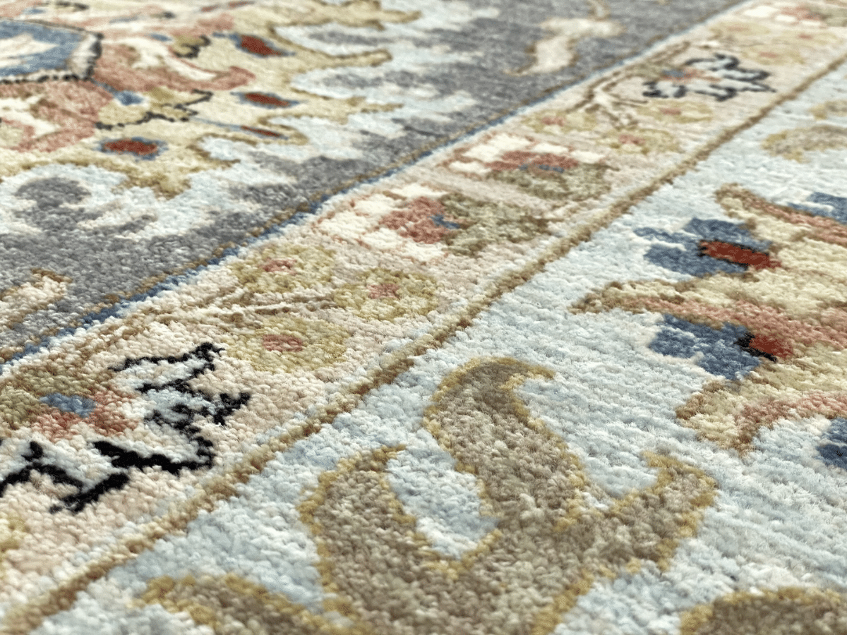 Large Classic Agra Rug