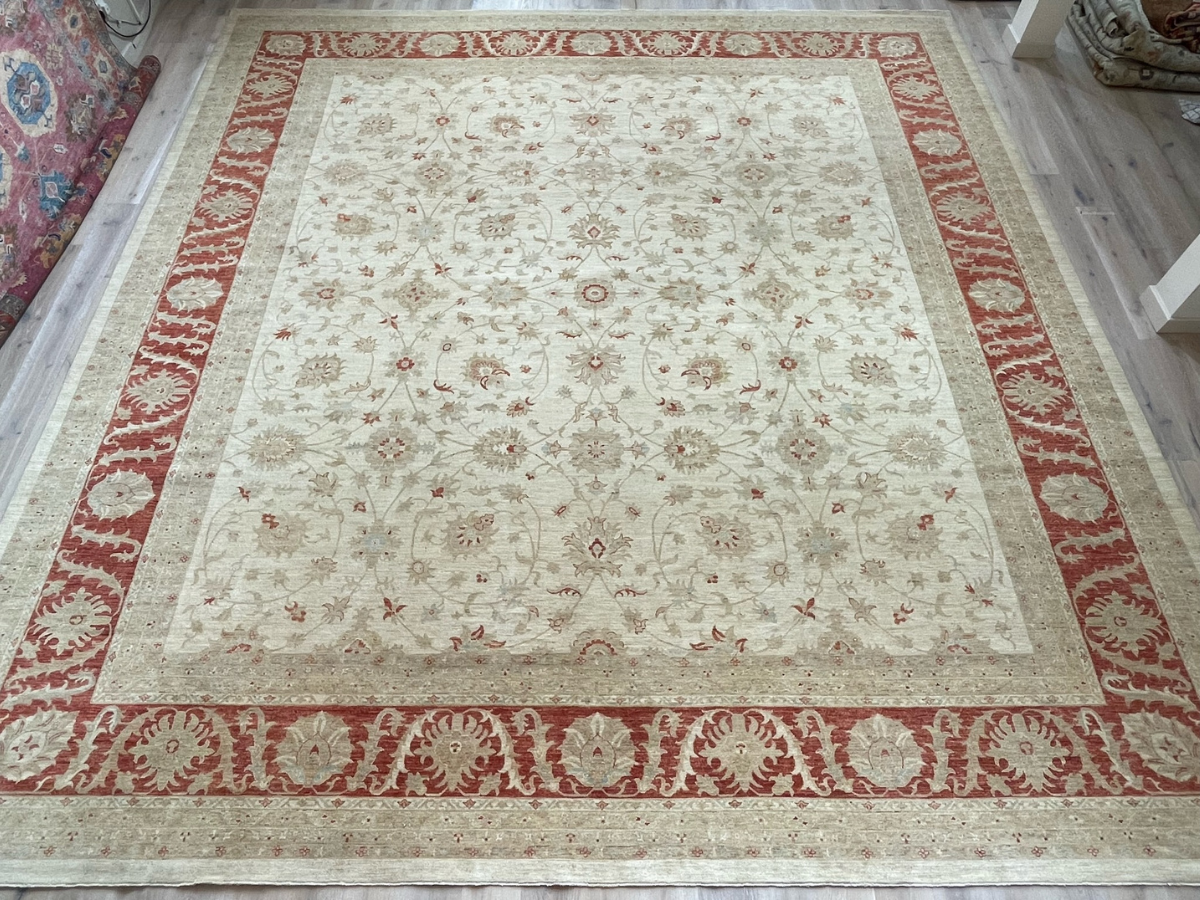Large Sultanabad Rug