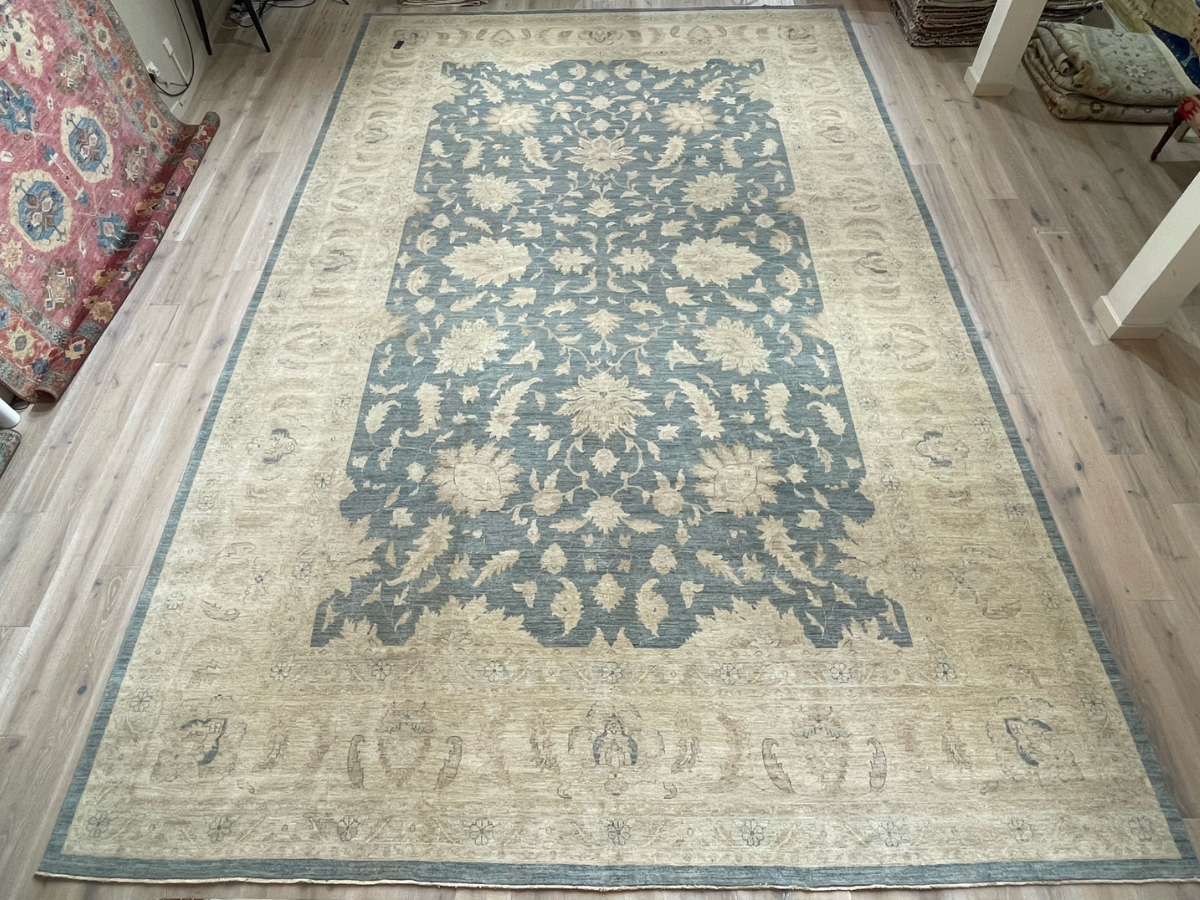 Large Fine Sultanabad Rug