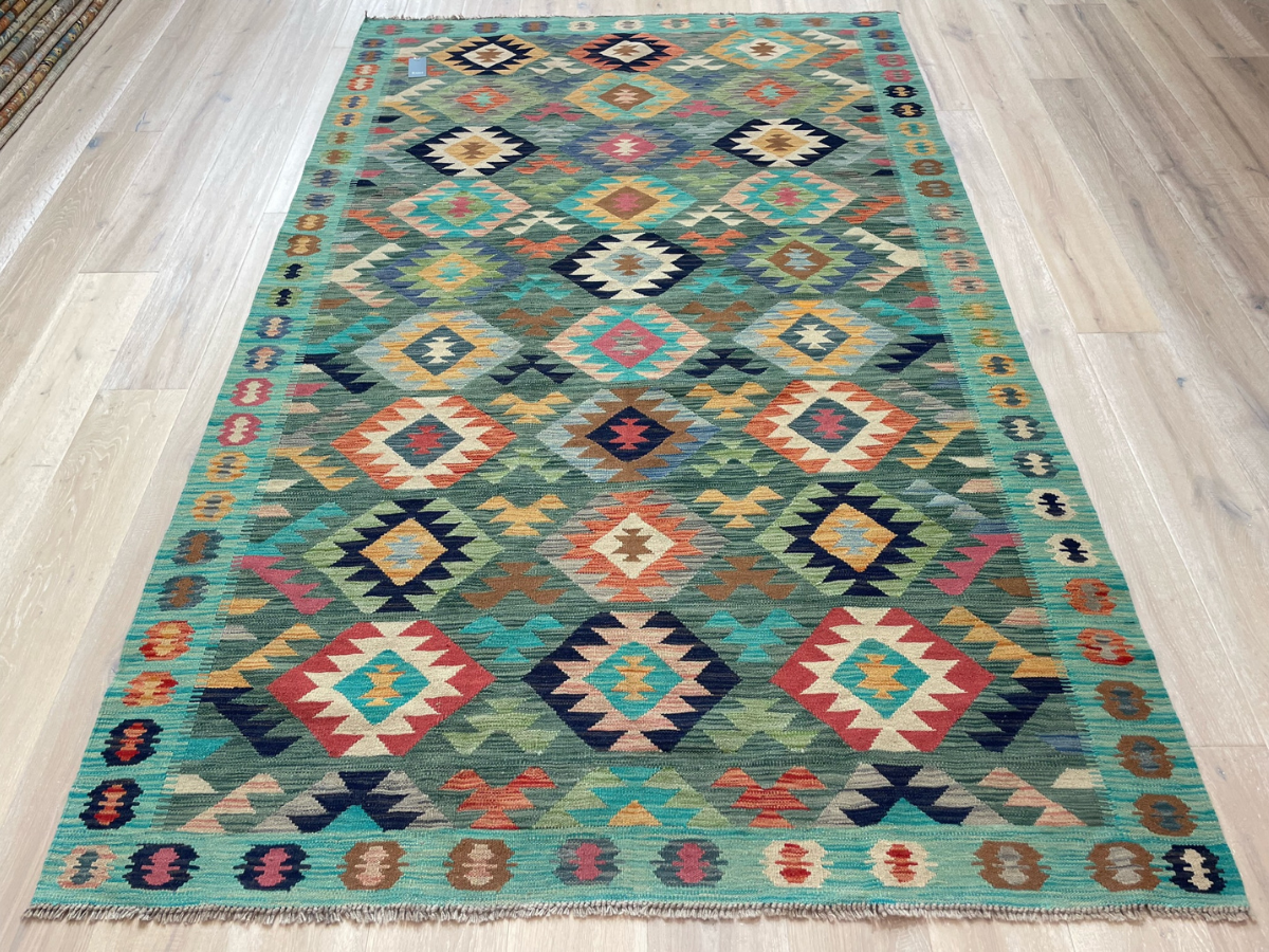 Kundoz Kilim Rug