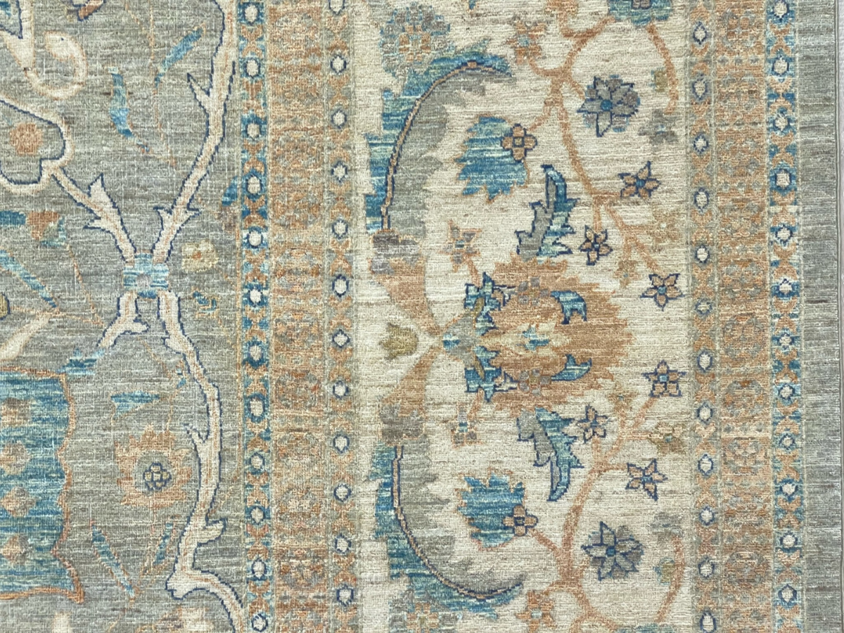 Large Fine Sultanabad Rug