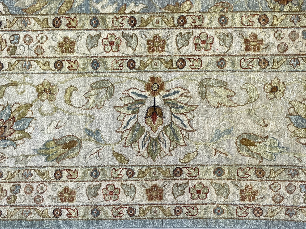 Large Classic Bhadohi Rug