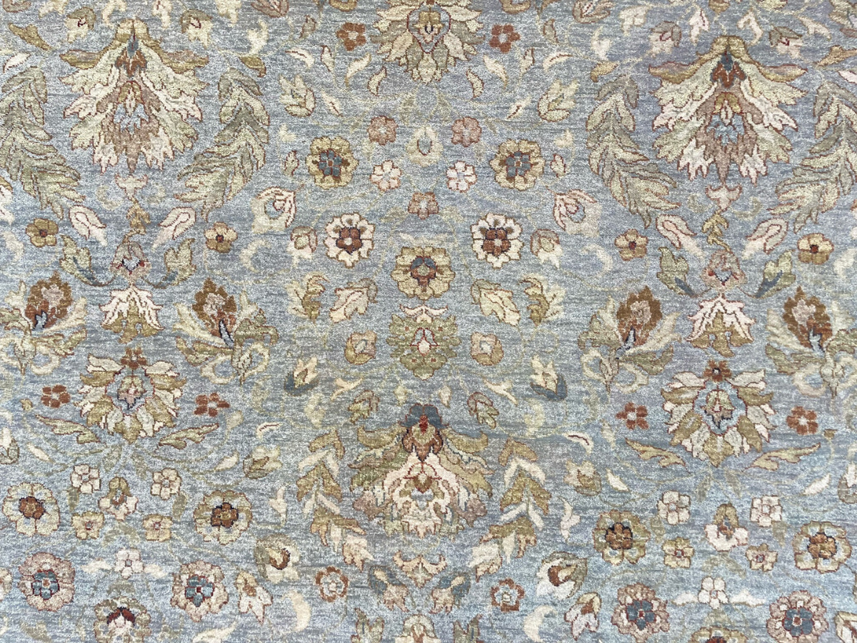 Large Classic Bhadohi Rug