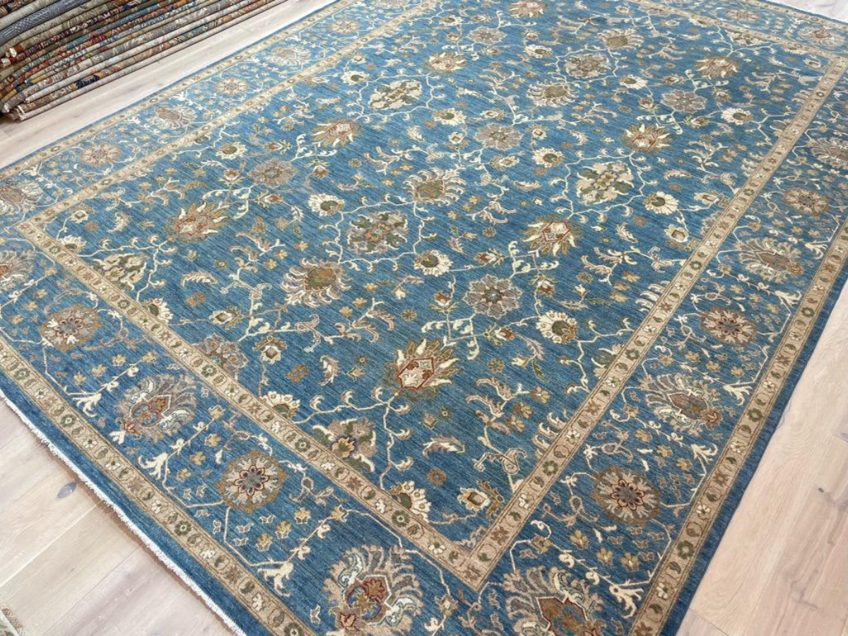 Large Fine Sultanabad Rug