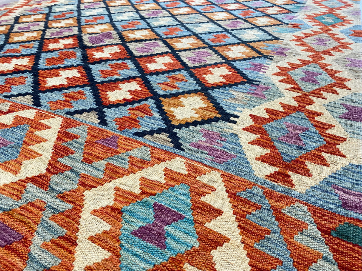 Kundoz Kilim Rug