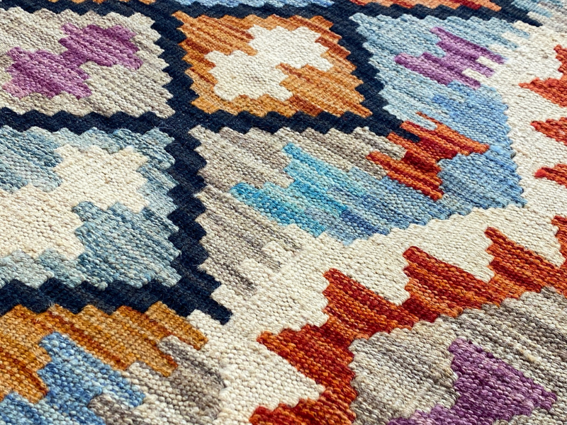 Kundoz Kilim Rug