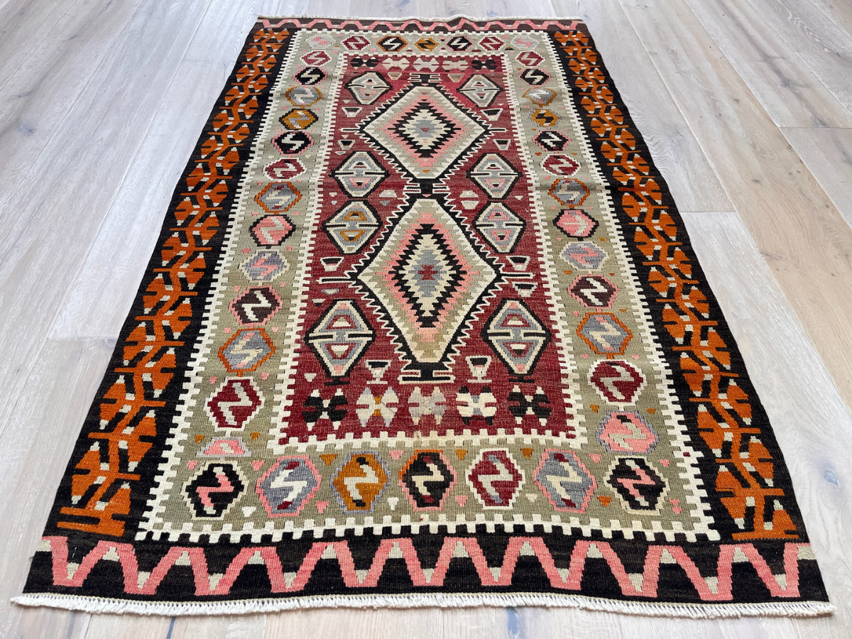 Alasehir Kilim Rug