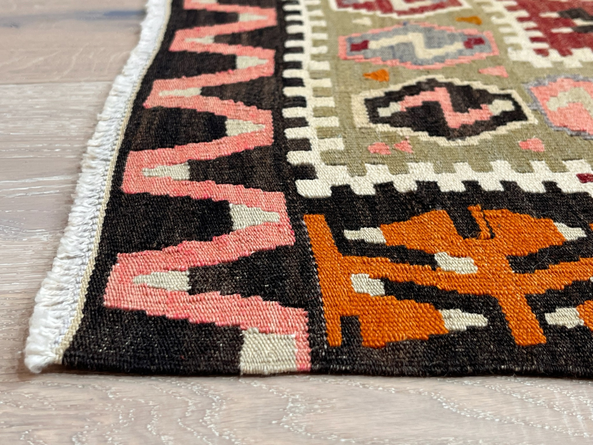 Alasehir Kilim Rug