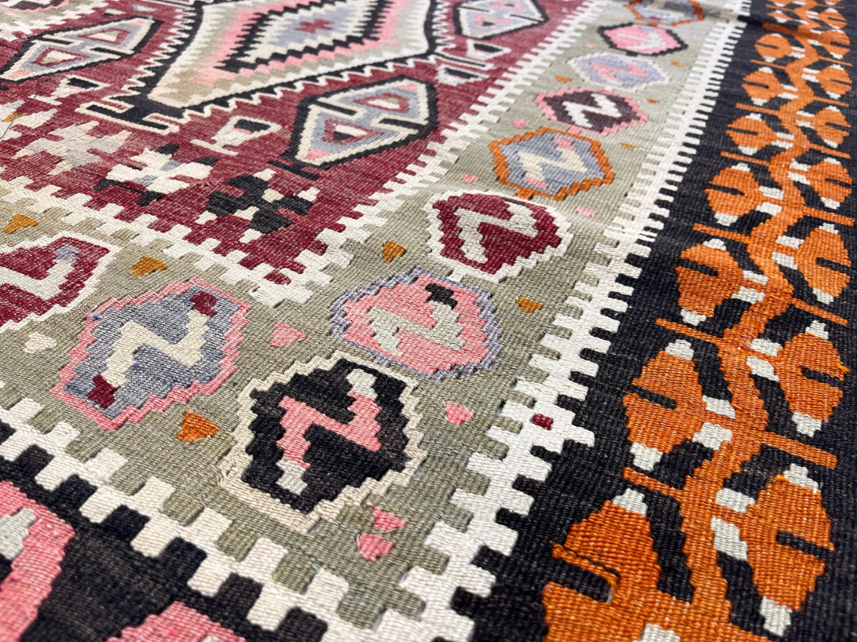 Alasehir Kilim Rug