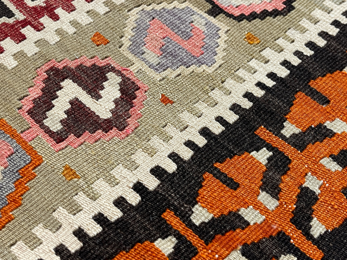 Alasehir Kilim Rug