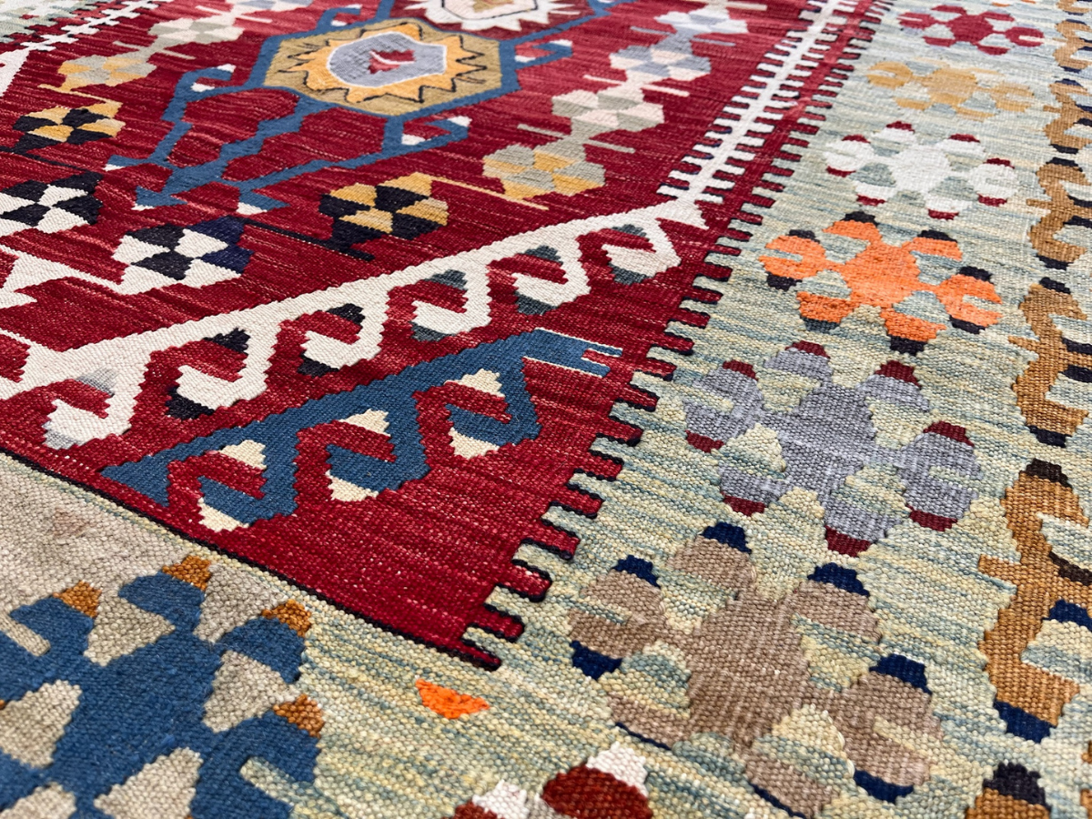 Vintage Yarn Kilim Rug
