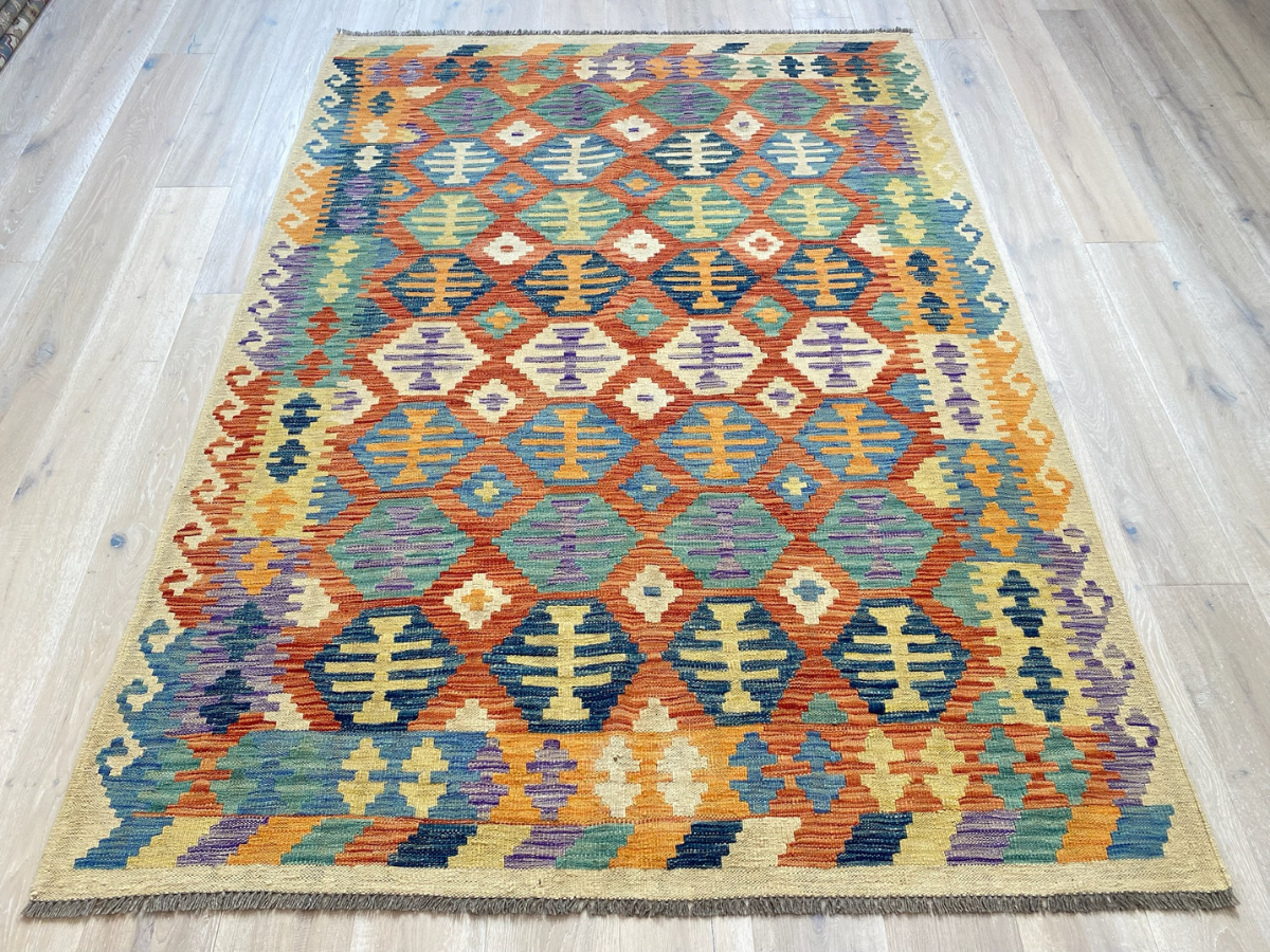 Kundoz Kilim Rug
